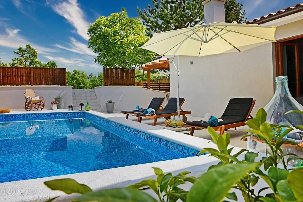 Villa House Casa Terra Magica By Istrialux Benazici